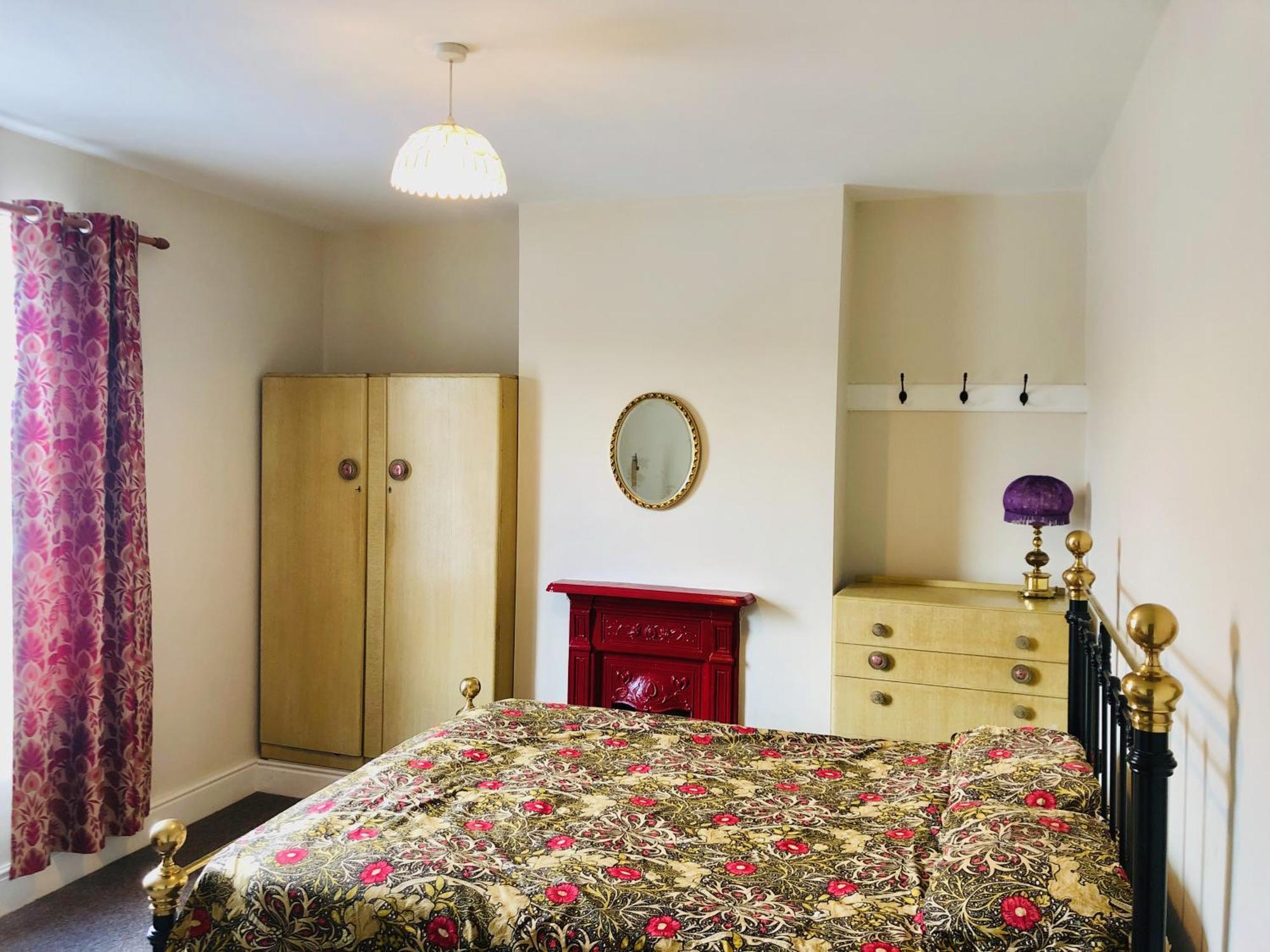 Llangollen Townhouse 4 Bedroom Buitenkant foto
