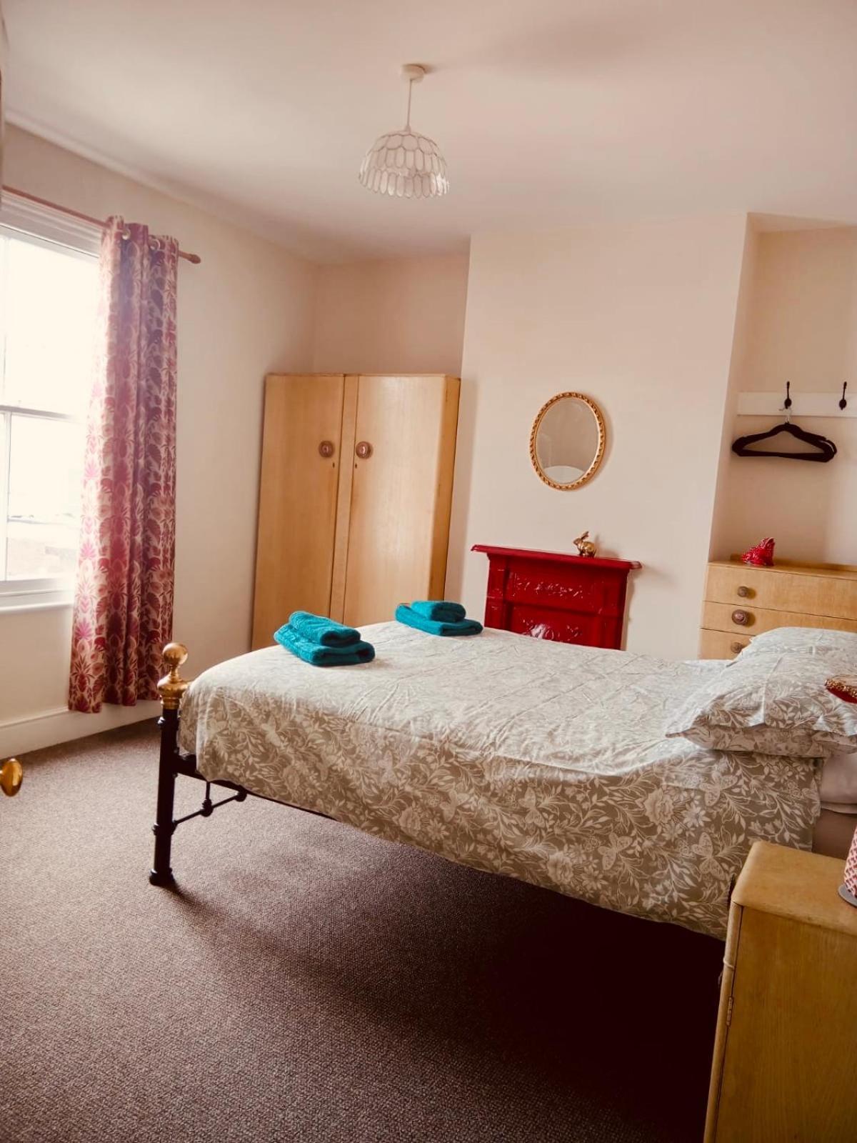 Llangollen Townhouse 4 Bedroom Buitenkant foto